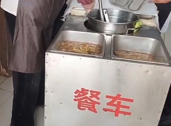 新乡颐年园养老院祝所有老年朋友元旦快乐！